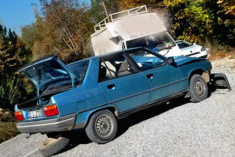 Çameli’de trafik kazası: 3 yaralı