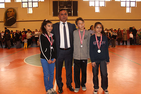 Çal’da Öğretmene Mektup yarışması