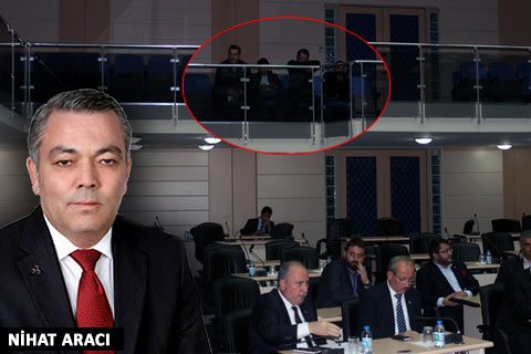 Pamukkale Belediye Meclisi’nde Aracı protestosu