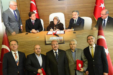 Hayırseverlerin yardım yarışı