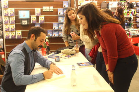 Murat Tavlı hayranlarıyla buluştu