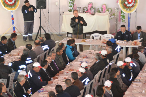 Akyol personeliyle buluştu