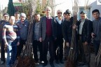 Çameli’de çiftçilere fidan desteği