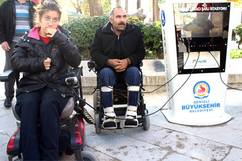 Engelliler artık şarjım bitiyor endişesi yaşamayacak