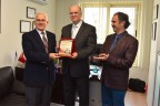 Oğuz’dan plaketli teşekkür