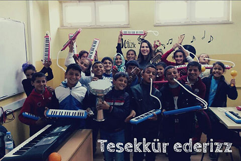 Denizlili öğretmenin çağrısı cevapsız kalmadı