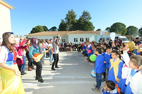 “Bir dilek tut geliyoruz” dediler