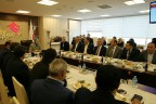 Ramazanoğlu’nu ziyarette erkekler önde kadınlar arkada