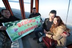 O teklifi yapmak için teleferik kabinini seçti