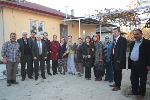 Sevgi Eli sayesinde yuvalarına kavuştular