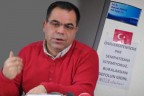 Akademisyenler bildirisine imza atan Zencir’in kapısına yazı asıldı