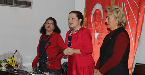 denizli-chp-il-kadin-kollari-kongresi-ic