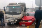 Otomobil-kamyon çarpıştı: 1 yaralı