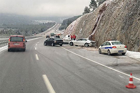 Buzlanma kazaya yol açtı