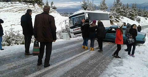 denizyi-cameli-yolcu-midibusu-kaza-ic