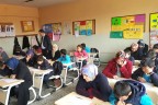 Serinhisar’da anne-çocuk okuyor