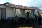 Baklan’da ev alevlere teslim oldu