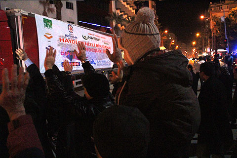 Bayırbucak Türkmenleri’ne 12 TIR yardım