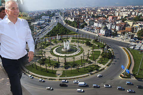 Üçgen ve Zeybek kavşaklarına aynı anda kazma vurulacak