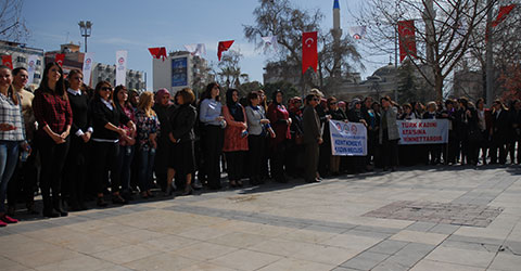 denizli-buyuksehir-belediyesi-kadinlar-gunu-kutlamasi-2