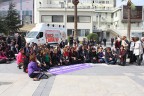 CHP’LİLER ÖZGECAN YASASI İÇİN EYLEM YAPTI
