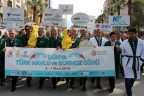 Hedefte bornozla Paris ve Nev York’ta yürümek var