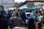 Yaşlı kadın kendisini döven hırsızın elini ısırınca kurtuldu