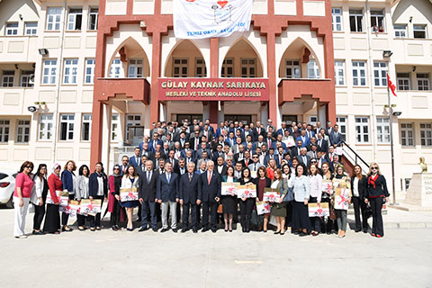 140 okul beyaz bayrak çekti
