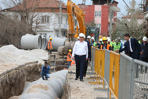 Bir yılda 2.500 kilometre hat döşenecek