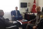 Kaymakam ilk önce nezarethaneleri denetledi