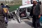 Kamyon ile otomobil çarpıştı: 2 yaralı