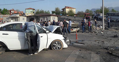 denizli-gurlek-trafik-kazasi-3-olu-4-yarali-2