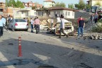 Kontrolden çıkan otomobil ölüm saçtı