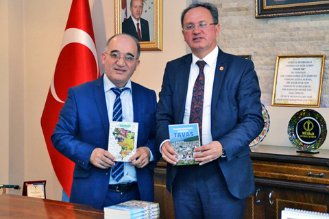 Tavas’ın gelenekleri kitaplaştı