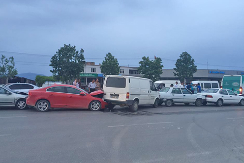 İzmir Bulvarı’nda zincirleme kaza