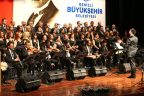 Zeki Müren şarkılarıyla anıldı