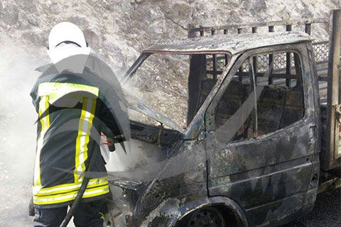 Seyir halinde alevler sardı