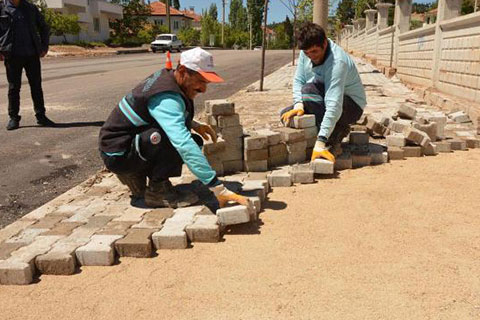Çameli’de yollara parke
