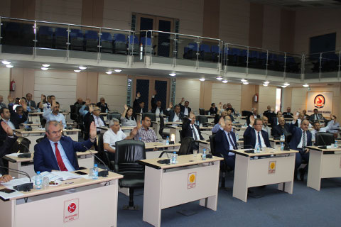 MECLİS’TEN DESKİ FAALİYETLERİNE ONAY