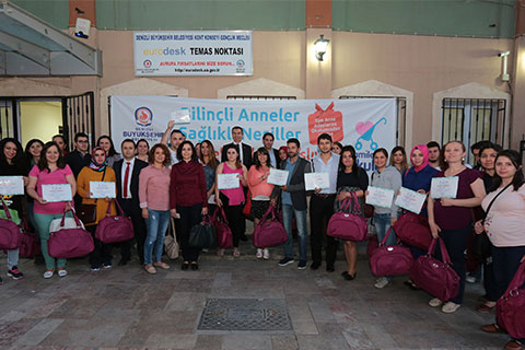 Hamilelik Okulu ilk mezunlarını verdi