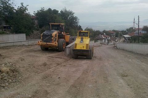 Karateke’de yollar parkeyle kaplanacak