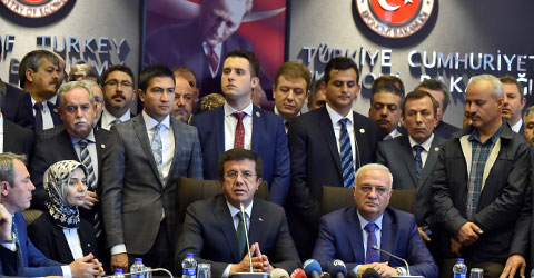 denizli-nihat-zeybekci-ekonomi-bakanligi-gorevini-devraldi-1