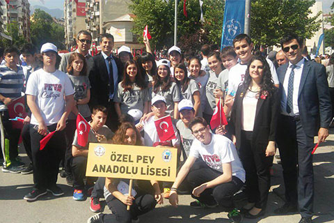 PEV OKULLARI’NDA MUHTEŞEM BAYRAM