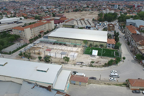Sümer’de kompleks yükseliyor
