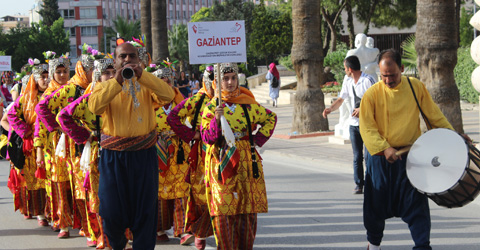 denizli-halk-oyunlari-senligi-14-il-gelen-cocuklar-İC