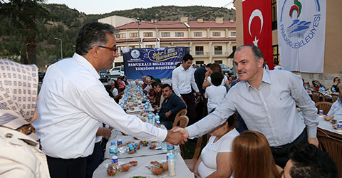 gurlesin-muhtarlar-iftar-3