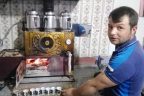 Tasarruf için odun yaktı, kaliteyi yakaladı