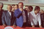 Özer: Demokrasinin değerini bilelim