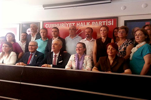 CHP BAŞKANI BAYRAMDA ‘HUZUR’ DİLEDİ