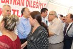 Protokol ile vatandaşlar bayramlaştı